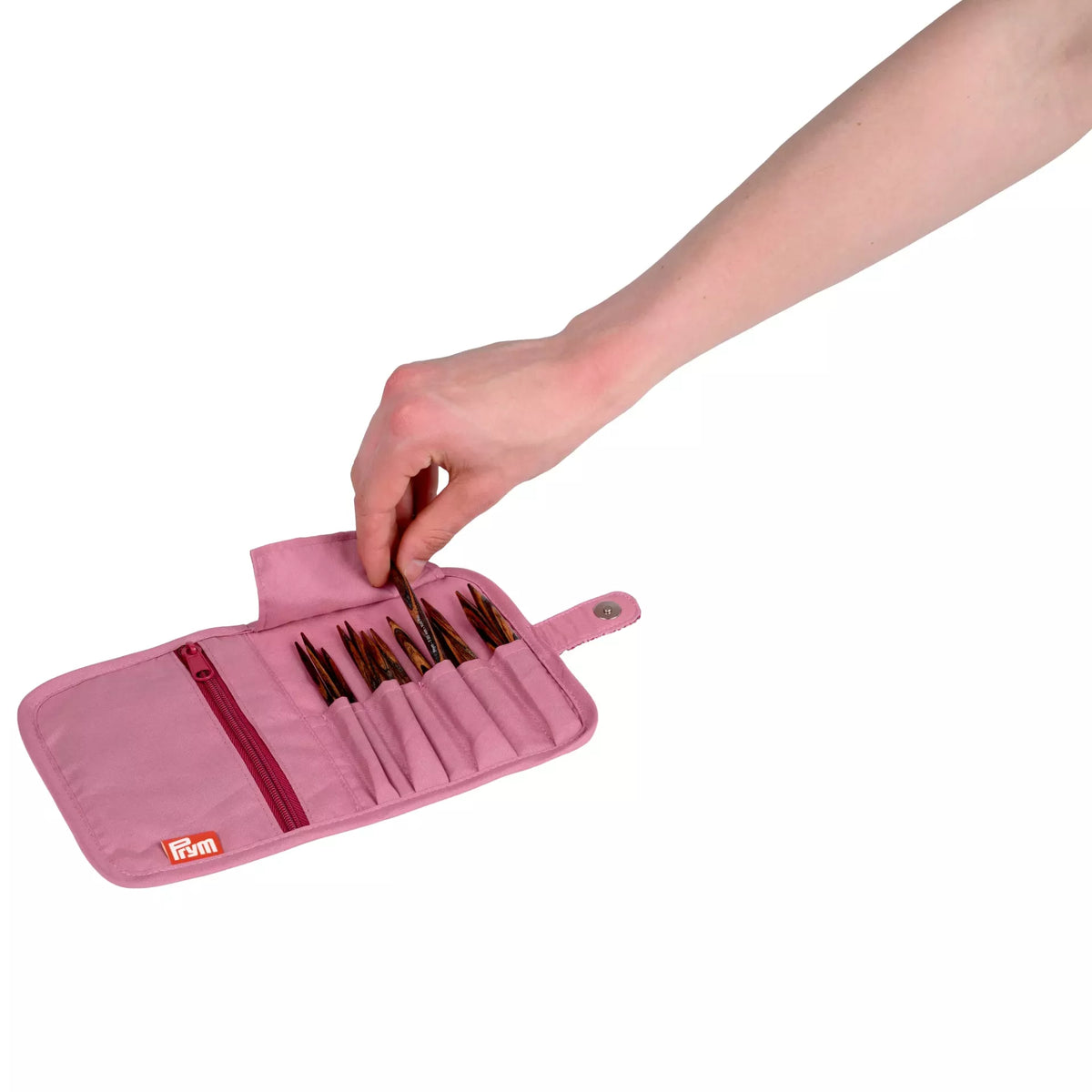 Burgundy pouch for knitting needle points with 8 compartments and a zipped pocket.