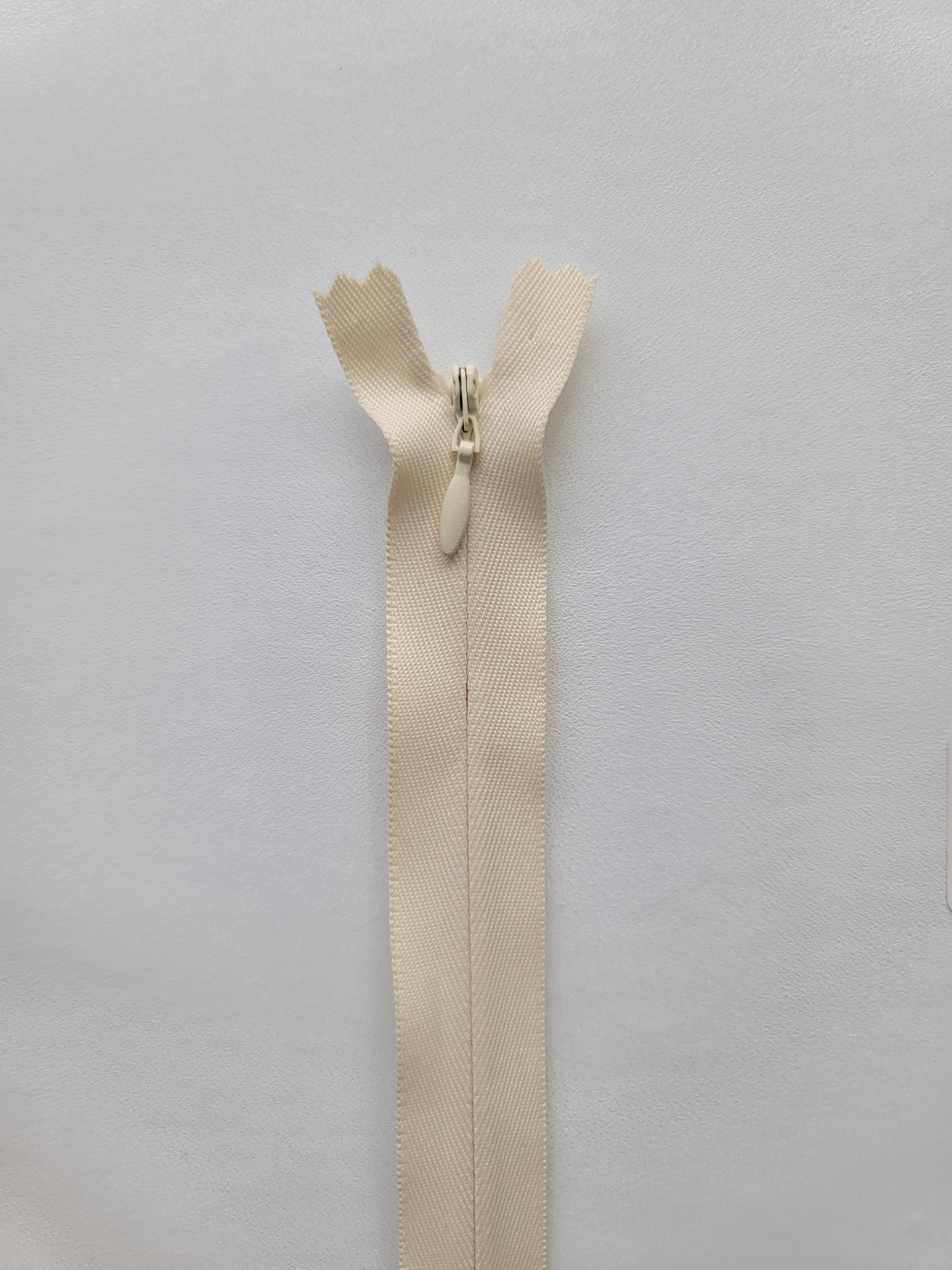 YKK Invisible Closed Ended Zipper – 60cm Length, Polyester Material
