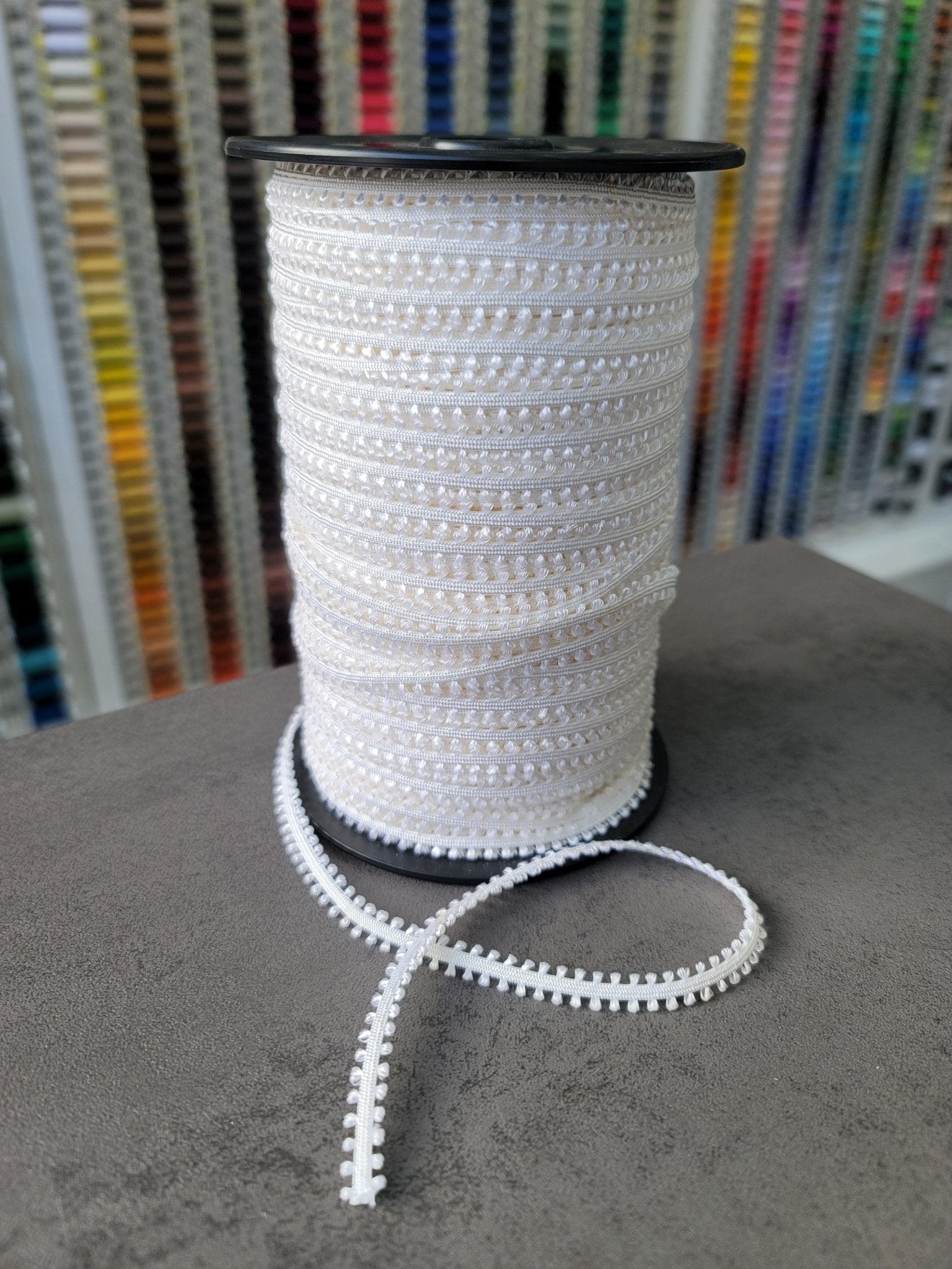 Frieba Tape - Decorative Edgings, Braid Tape, (4mm - 5mm) x1m - Galedi Pins