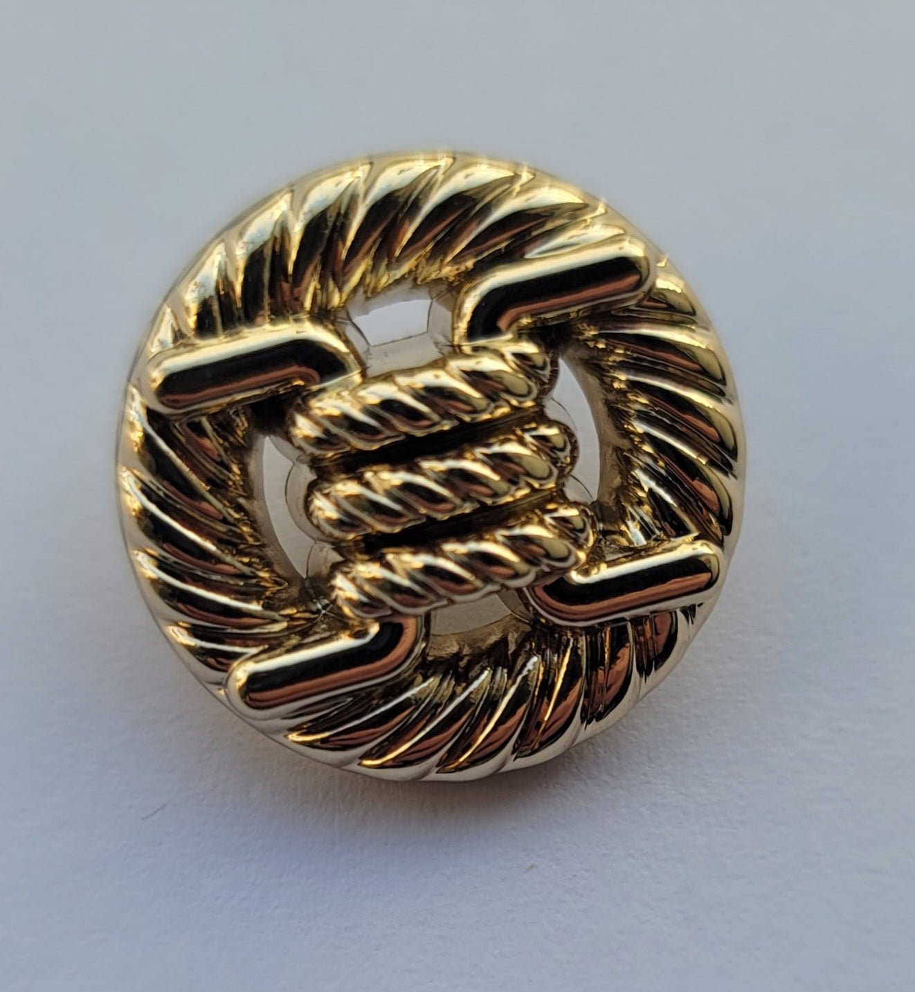 ROUND BUTTON ALLOY, GOLDEN - Galedi Pins