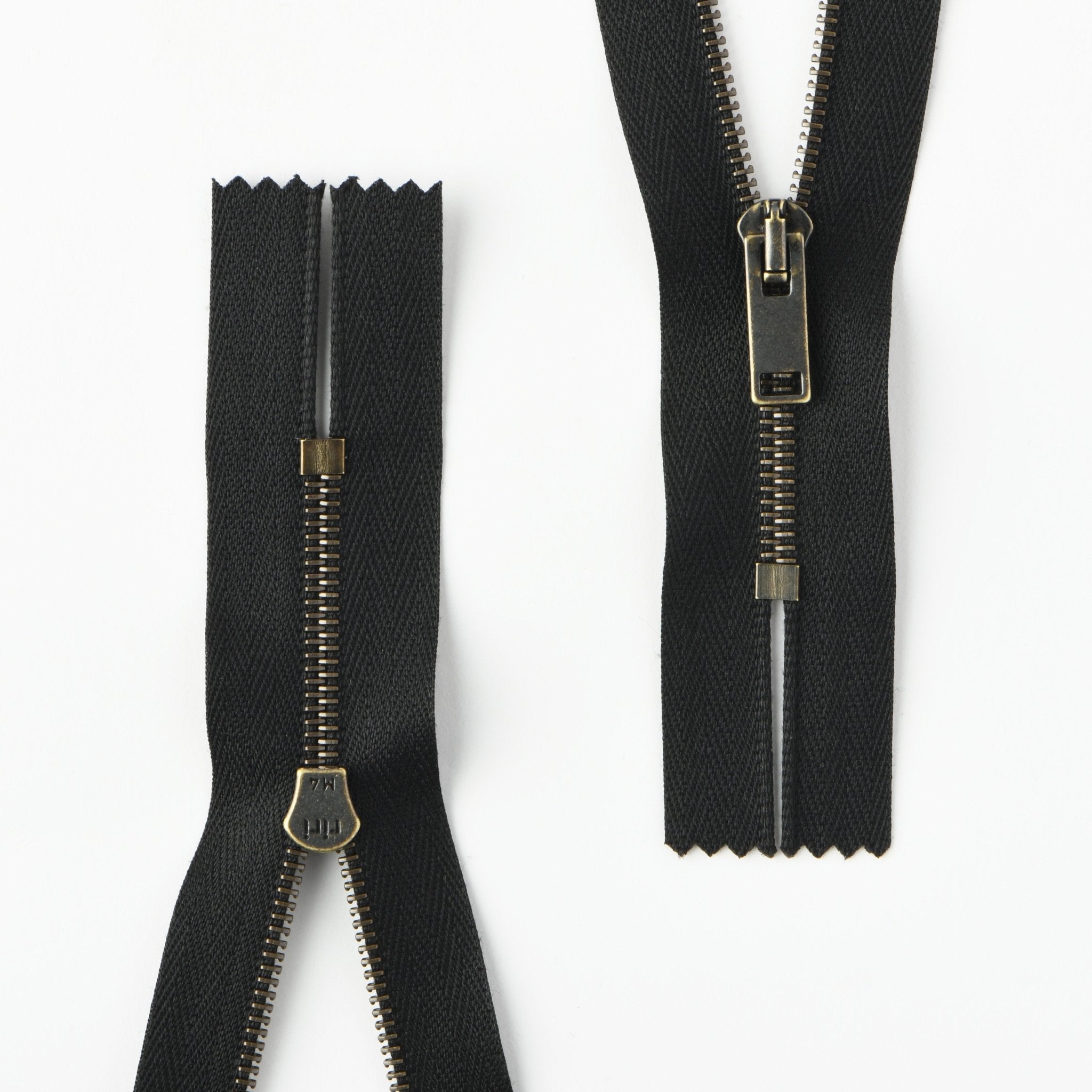 RIRI Brass Coloured Metal Closed End Zip, 24cm, ME4, 3T - Galedi Pins