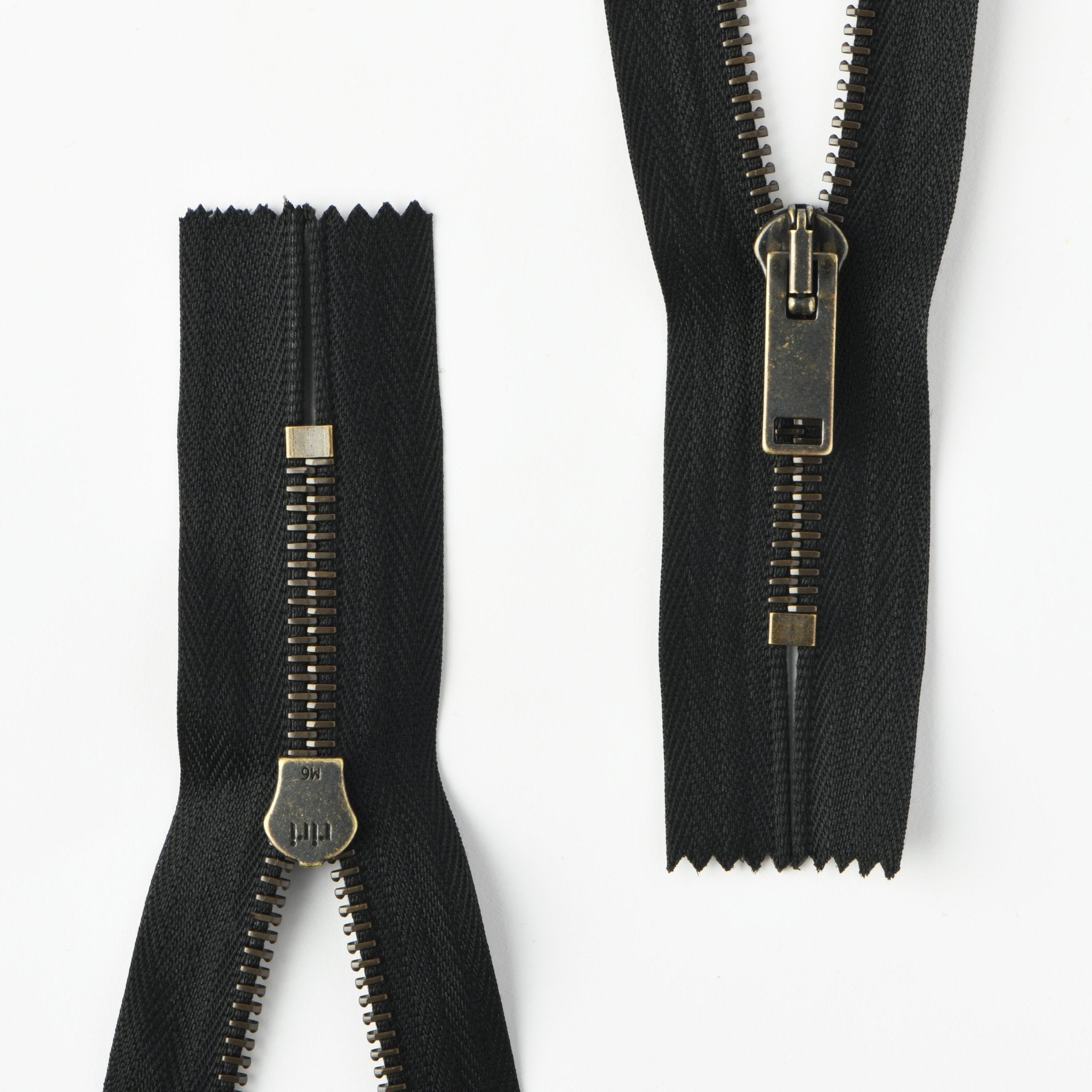 RIRI Brass Metal Zip, ME6 3T, 24cm - Galedi Pins