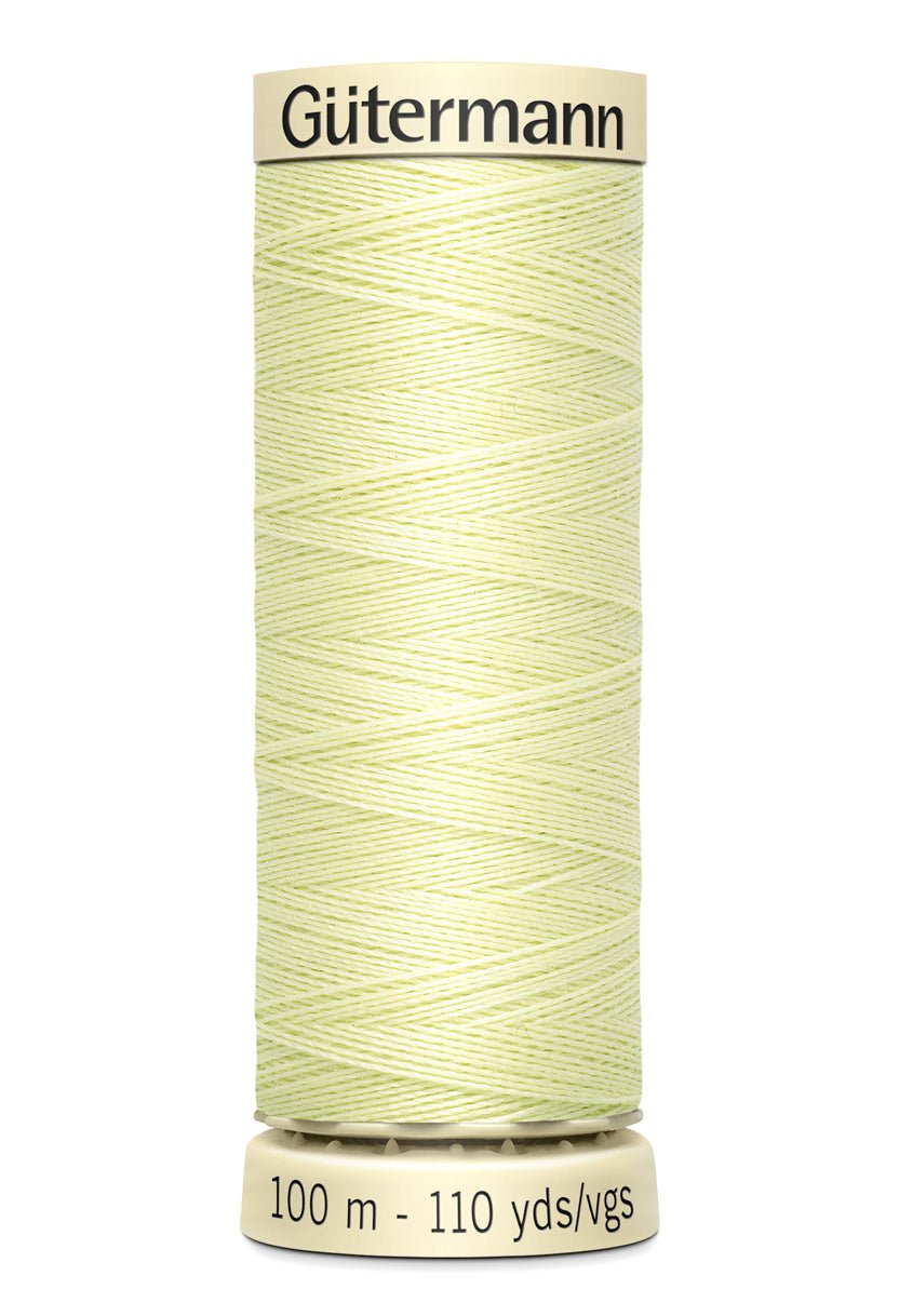 Gutermann Sew-All thread, 100m, light green polyester.