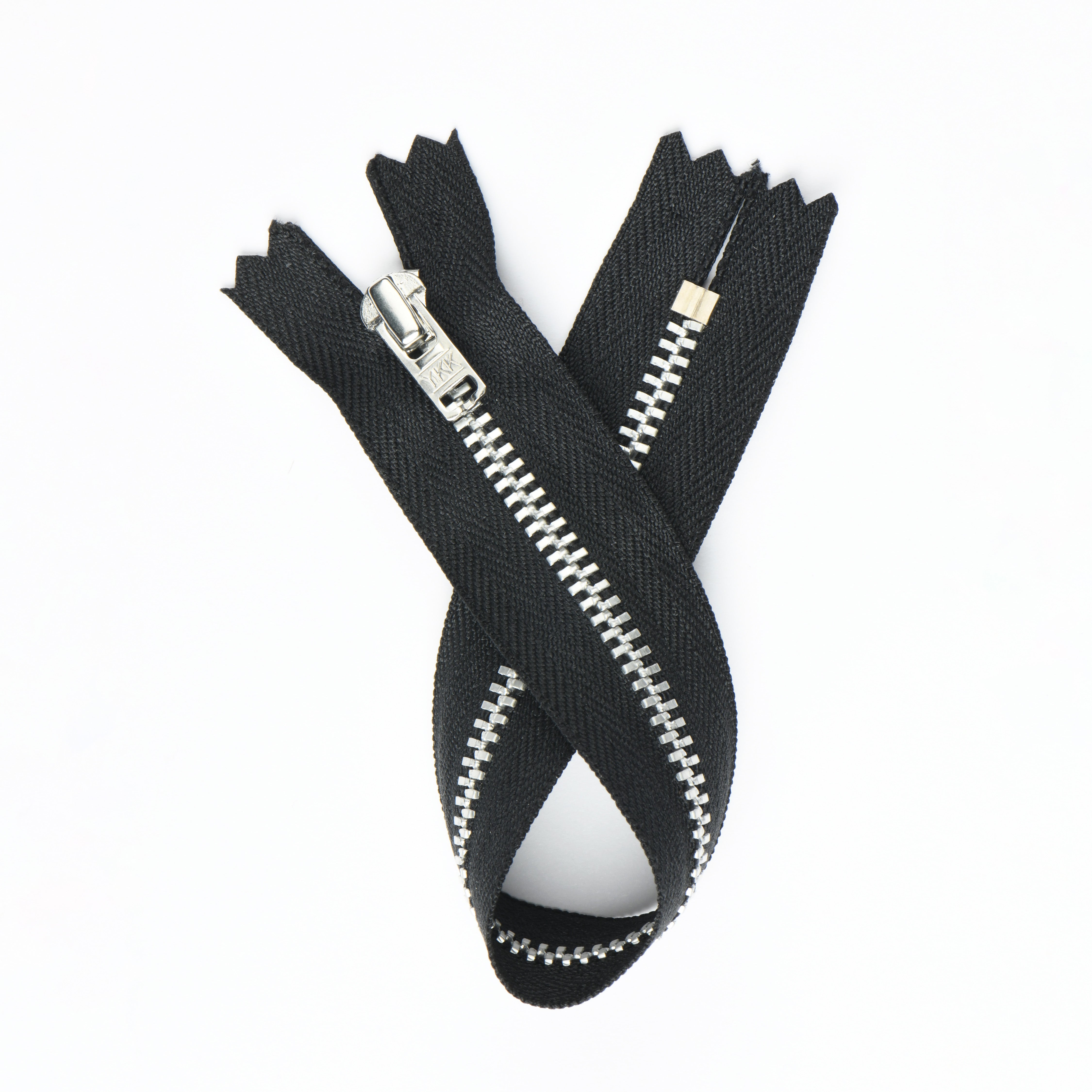 YKK Silver Metal Closed End Zip – C5 Size – 20cm Length