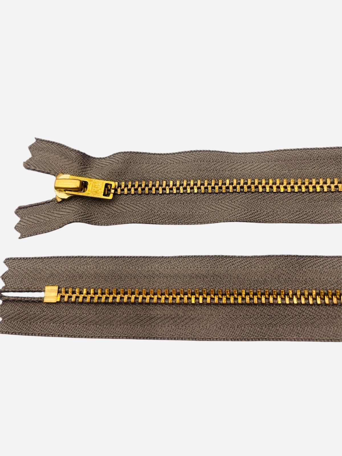 YKK Size 3 Closed End Gold Metal Zip | 55cm