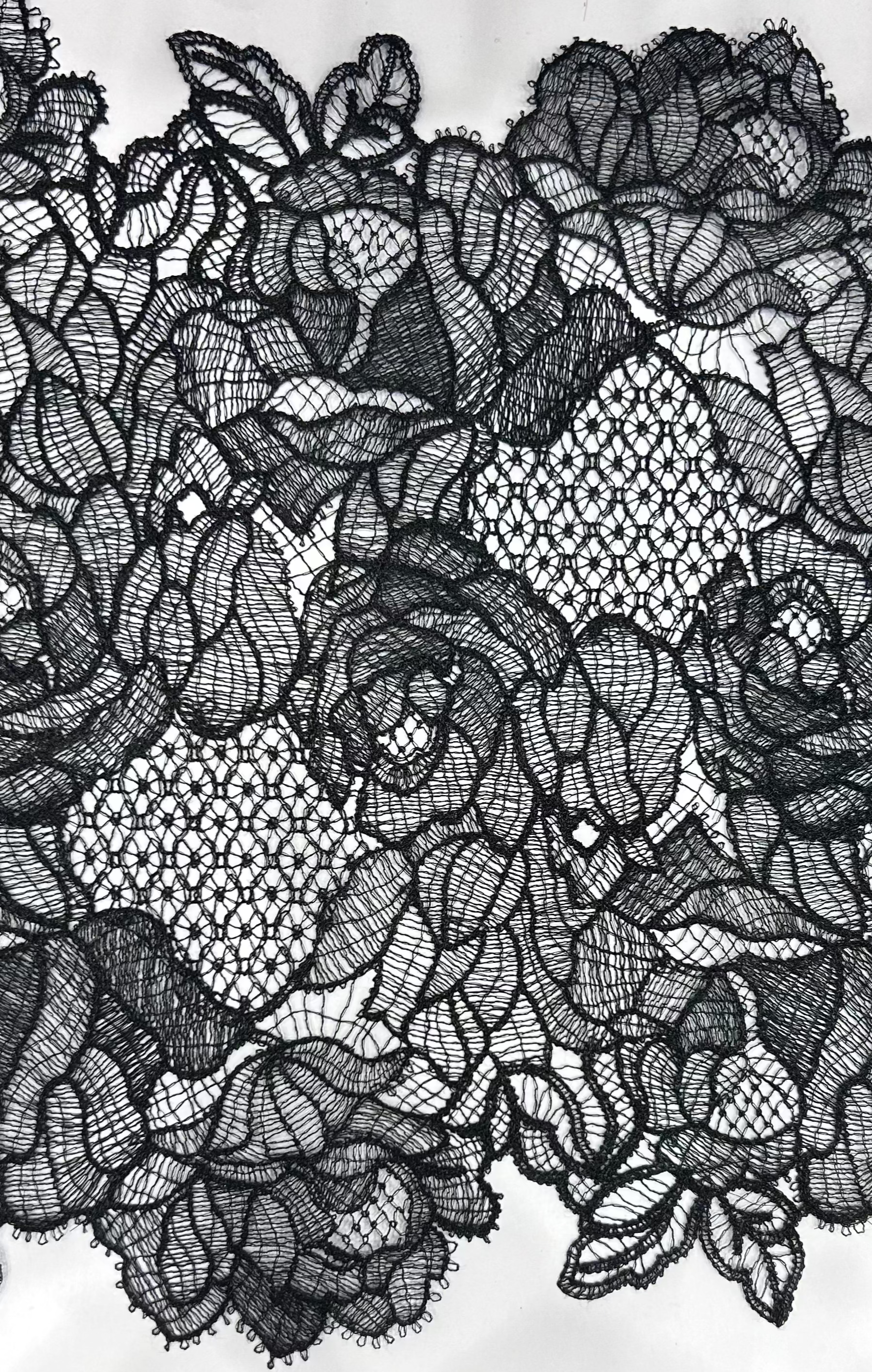 Galedi Pins Polyester Lace Trim – Black Ivory, Sold by Meter