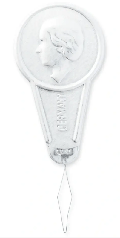 Needle threader silver - coloured, 2 items - Galedi Pins