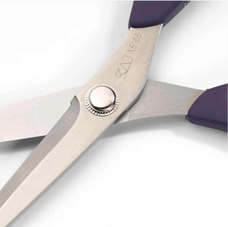 Prym 16.5cm purple stainless steel sewing scissors with soft handles.