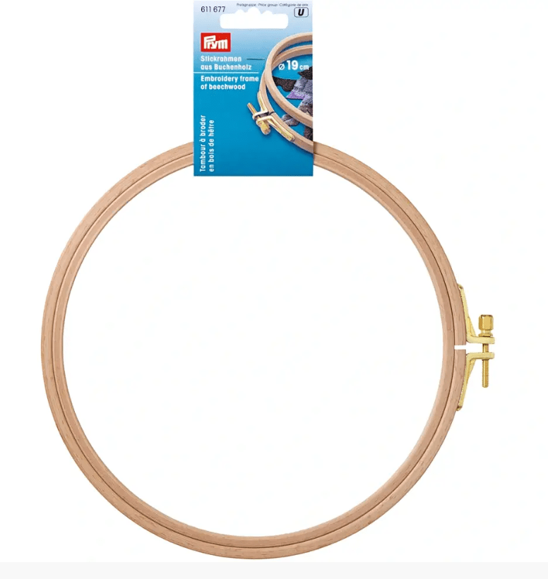 Embroidery frame made of beechwood with brass screw, 19cm diameter.