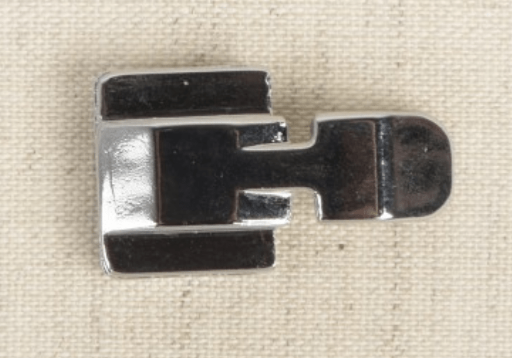 Galedi 2-way zipper foot sewing accessory made of zinc.