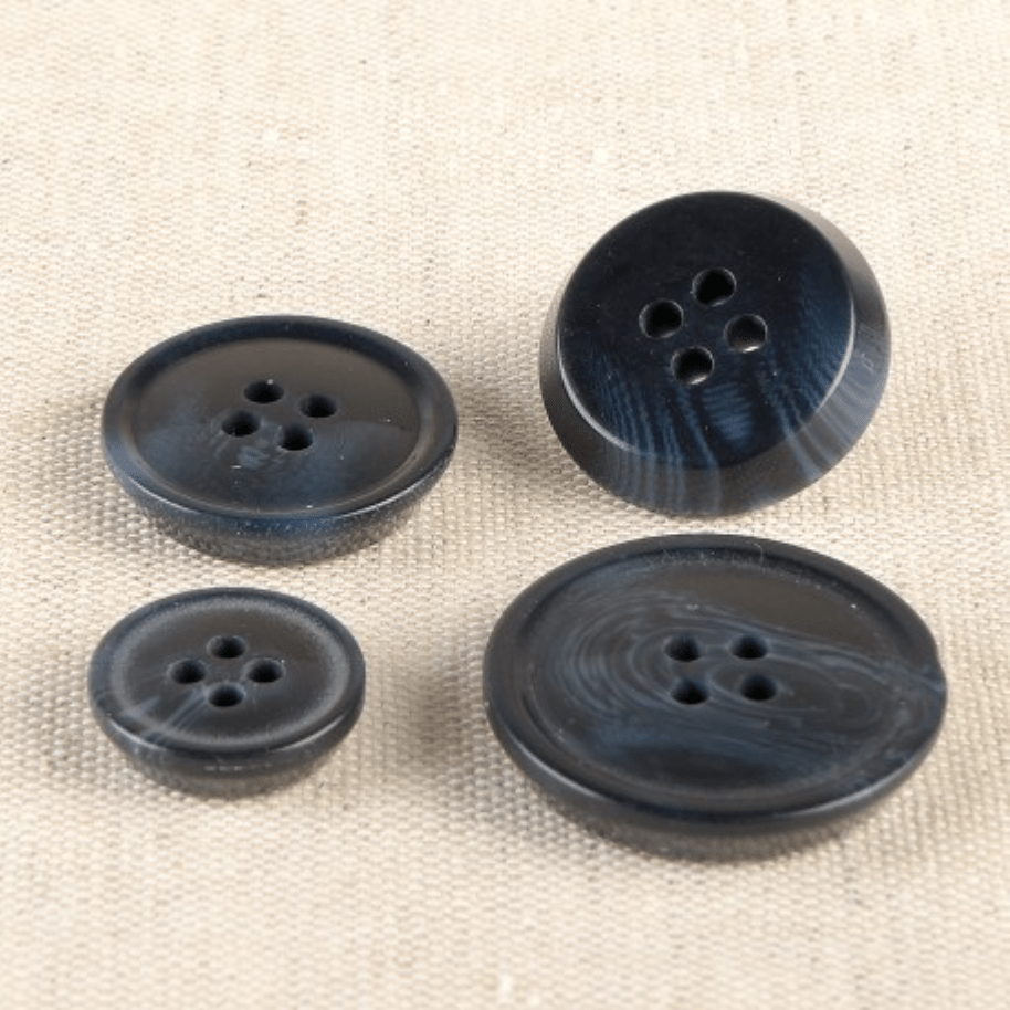 STEPHANOISE Horn Imitation Pes Button, 20mm - Galedi Pins