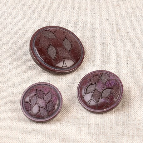 Stephanoise Leaf Design Shank Button - 20mm Polyester Sewing Button | M60879