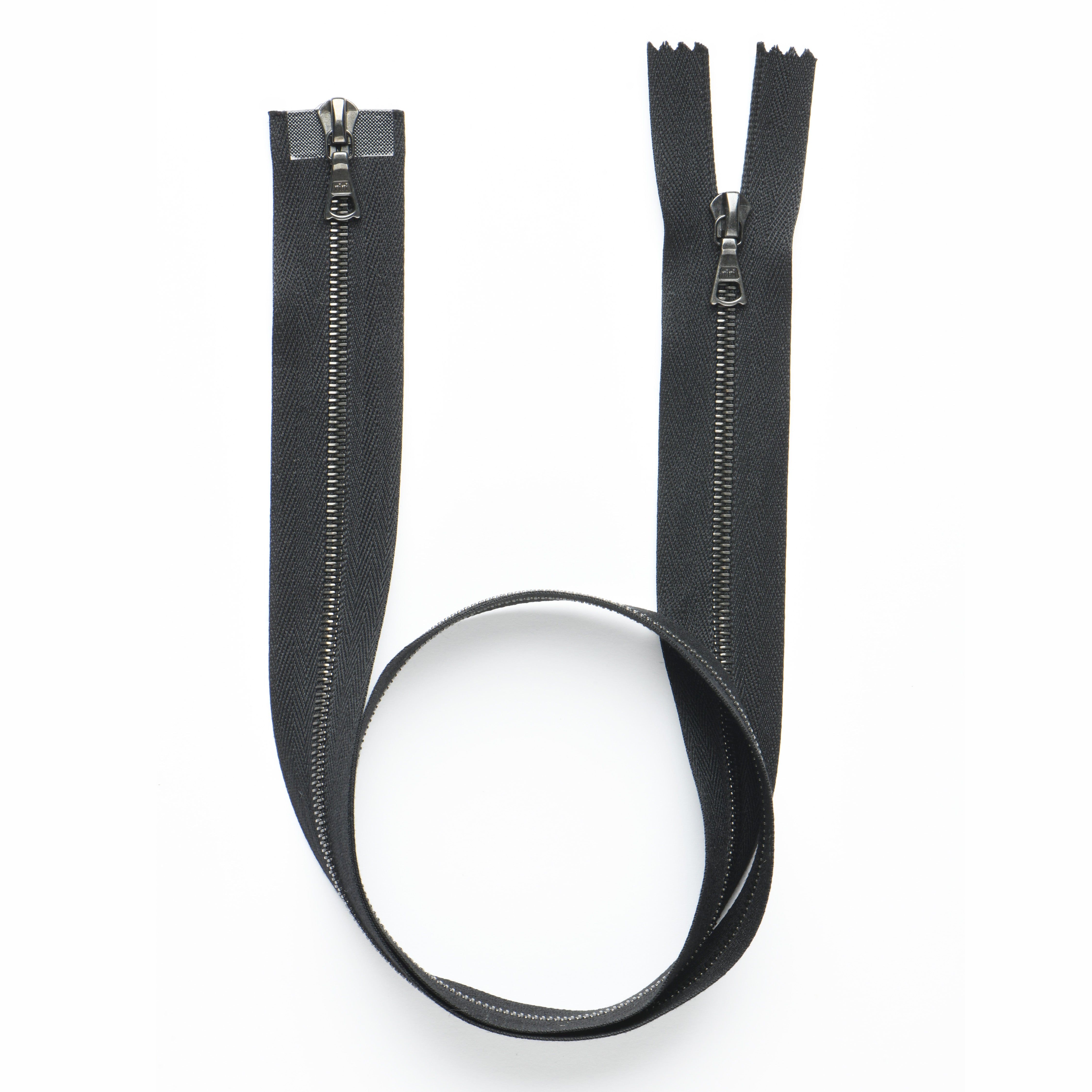 RIRI M4 Metal Zipper: 100cm Black/Silver - Premium Quality