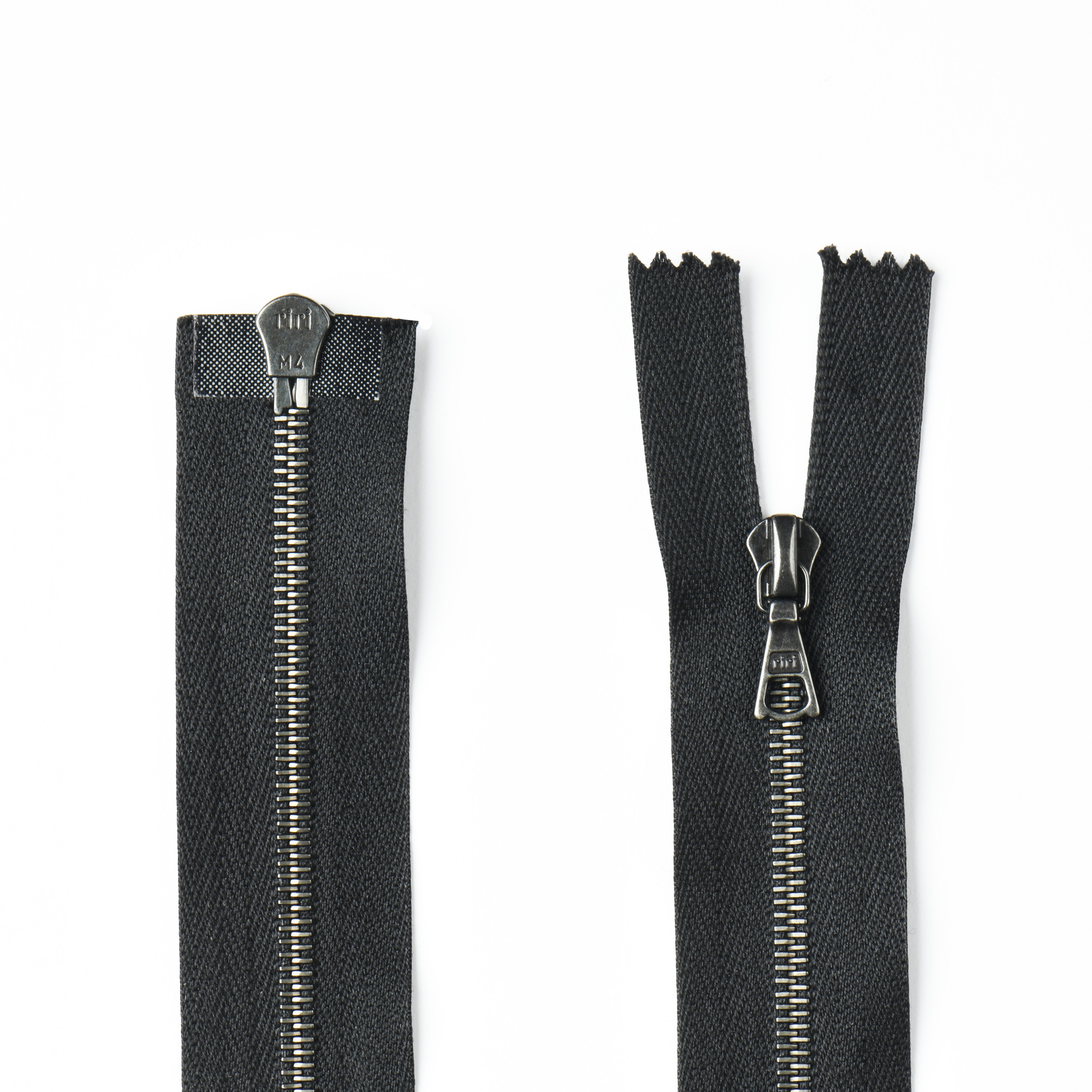 Metal Two-Way Zipper – RIRI Black M4, 70cm Length | Galedi Pins