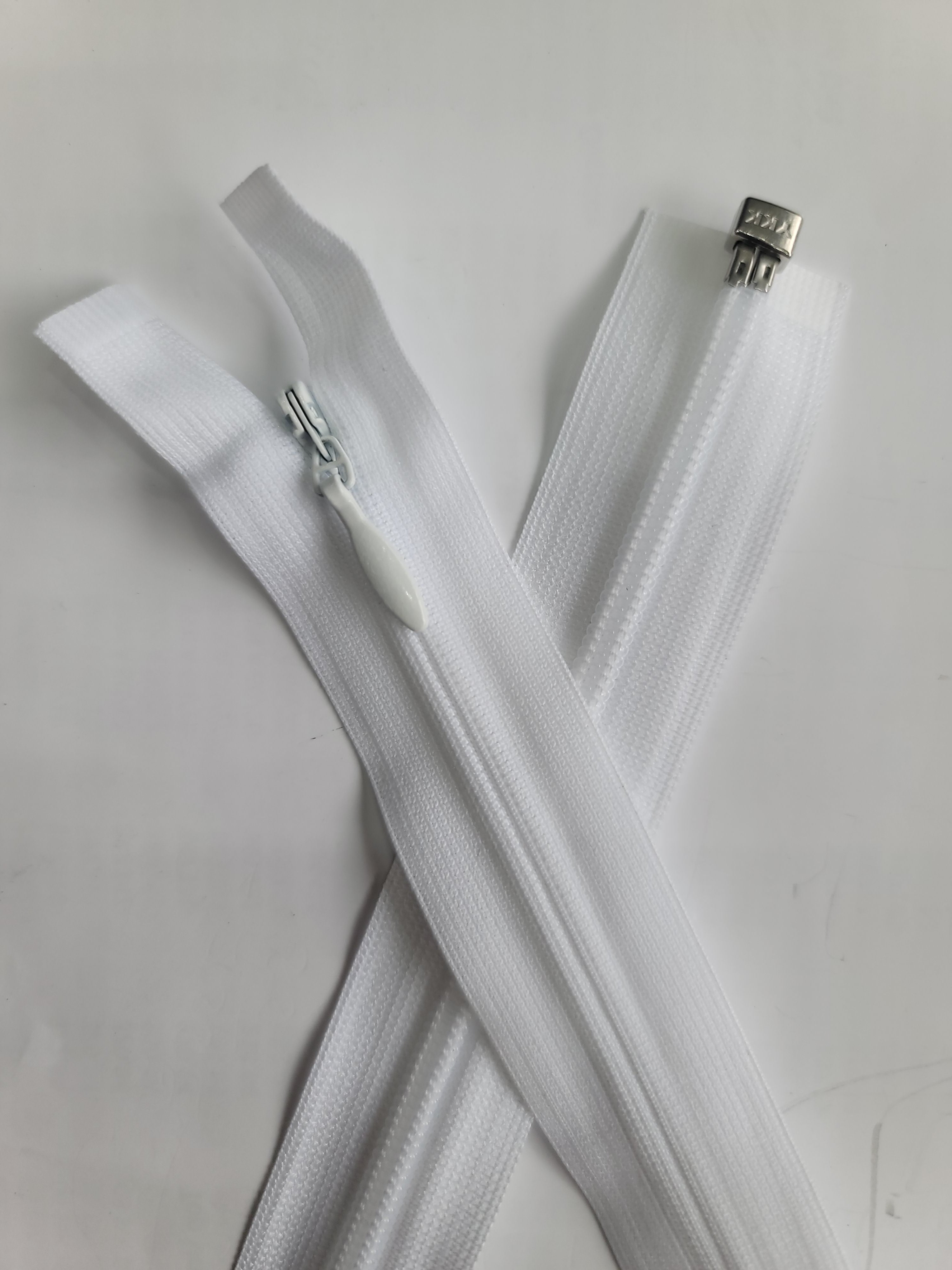 YKK Invisible Open End Zip – 60cm White Durable Zipper