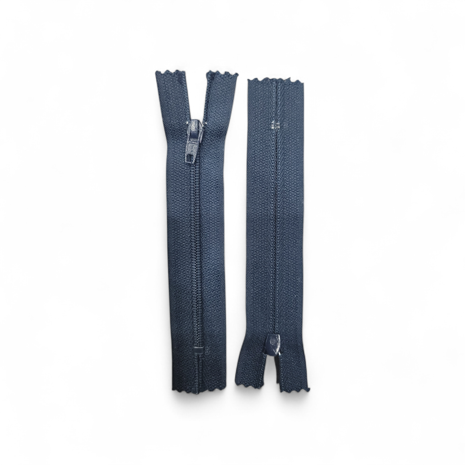 YKK Closed End 2cc Plastic Zip,  10cm