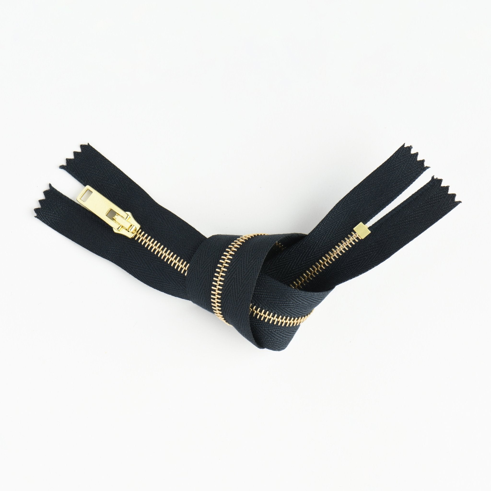 RIRI Gold Metal Closed End Zip, 24cm, ME4, 3T - Galedi Pins