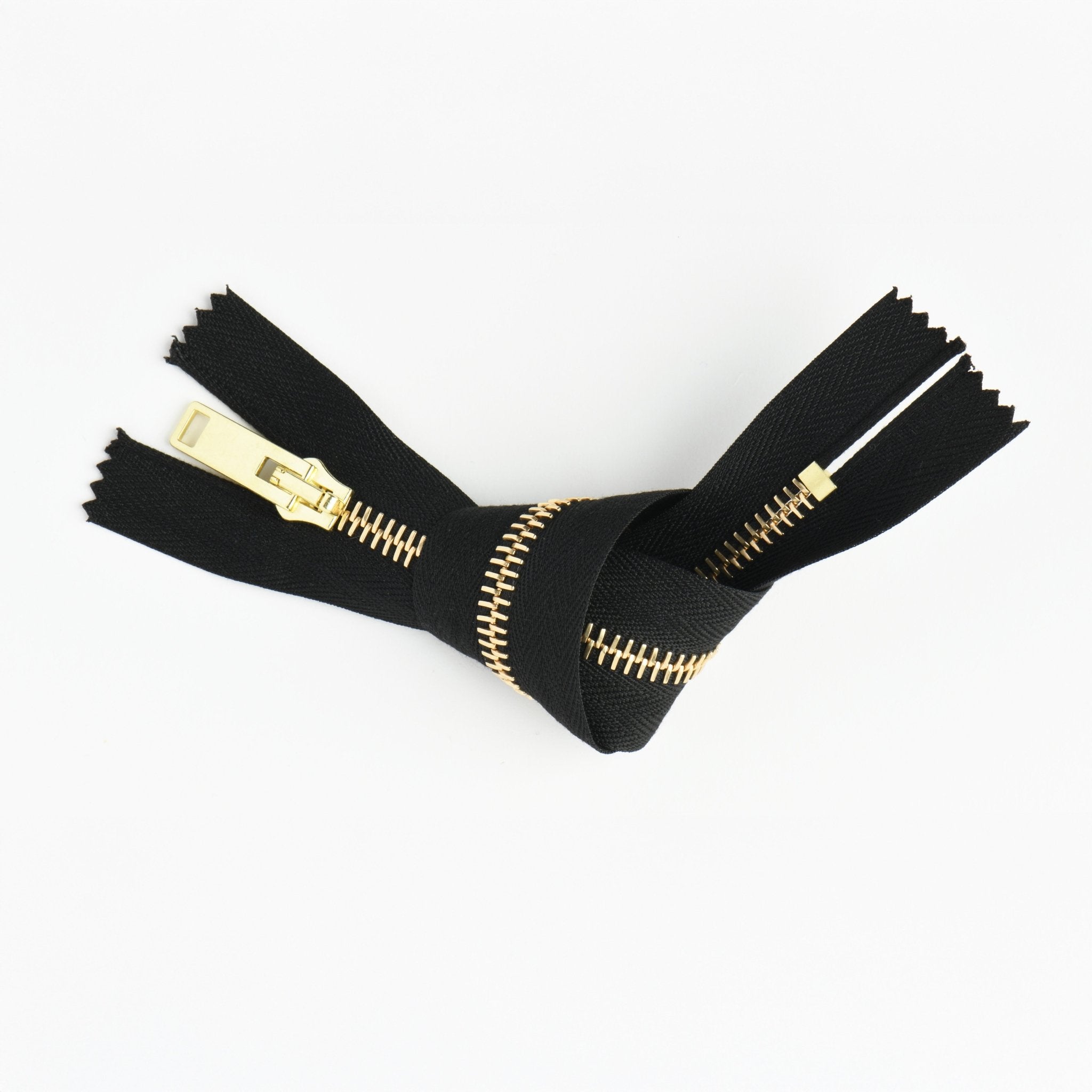 RIRI Gold Metal Zip, ME6 3T, 24cm - Galedi Pins