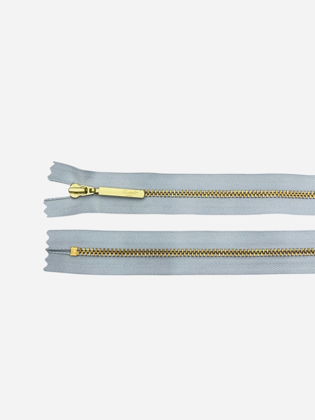 YKK Size 3 Closed End Gold Metal Zip | 55cm