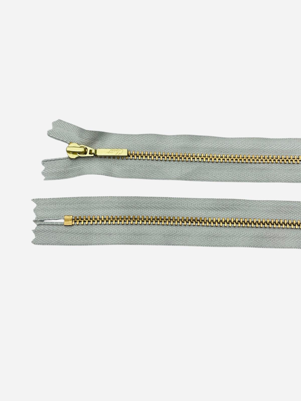 YKK Size 3 Closed End Gold Metal Zip | 55cm