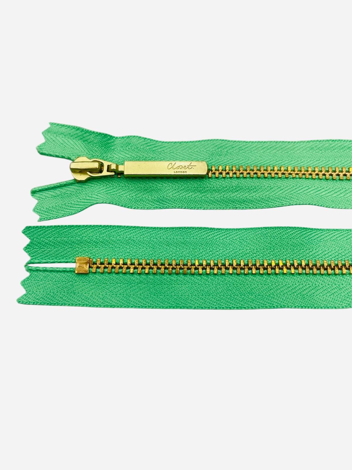 YKK Size 3 Closed End Gold Metal Zip | 55cm