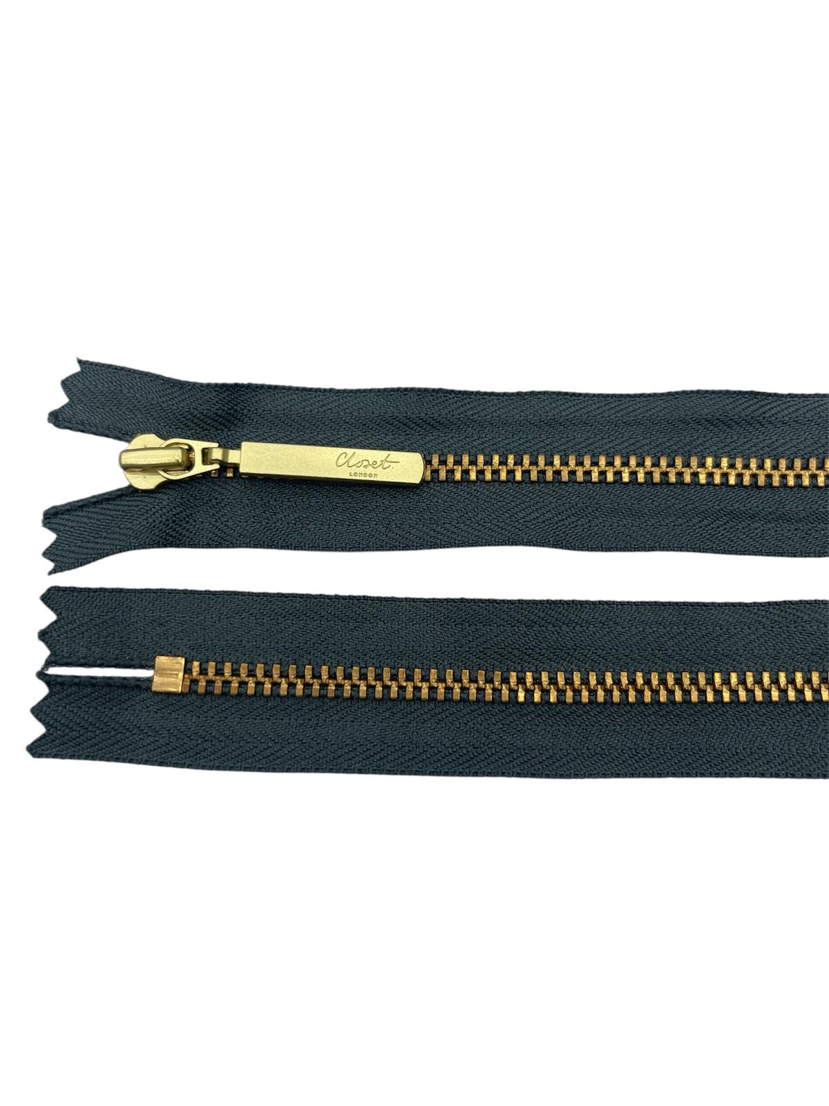 YKK Size 3 Closed End Gold Metal Zip | 55cm