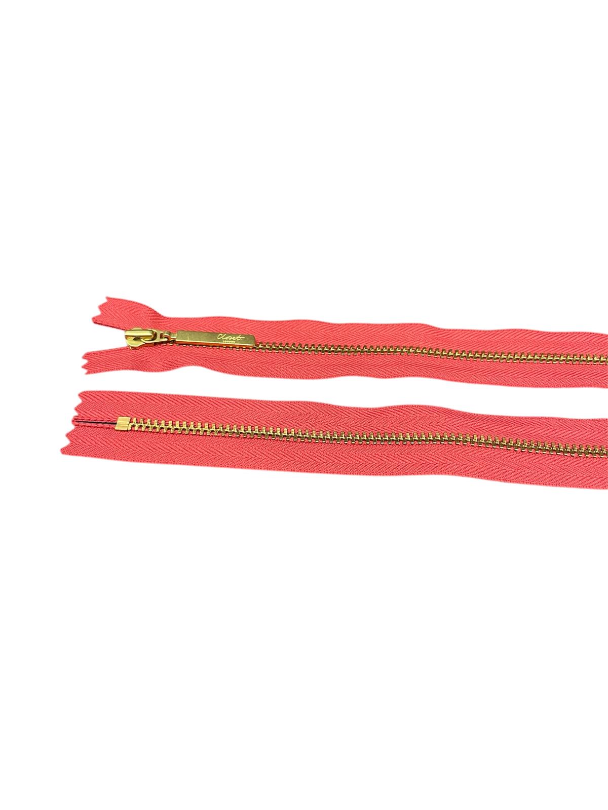 YKK Size 3 Closed End Gold Metal Zip | 55cm