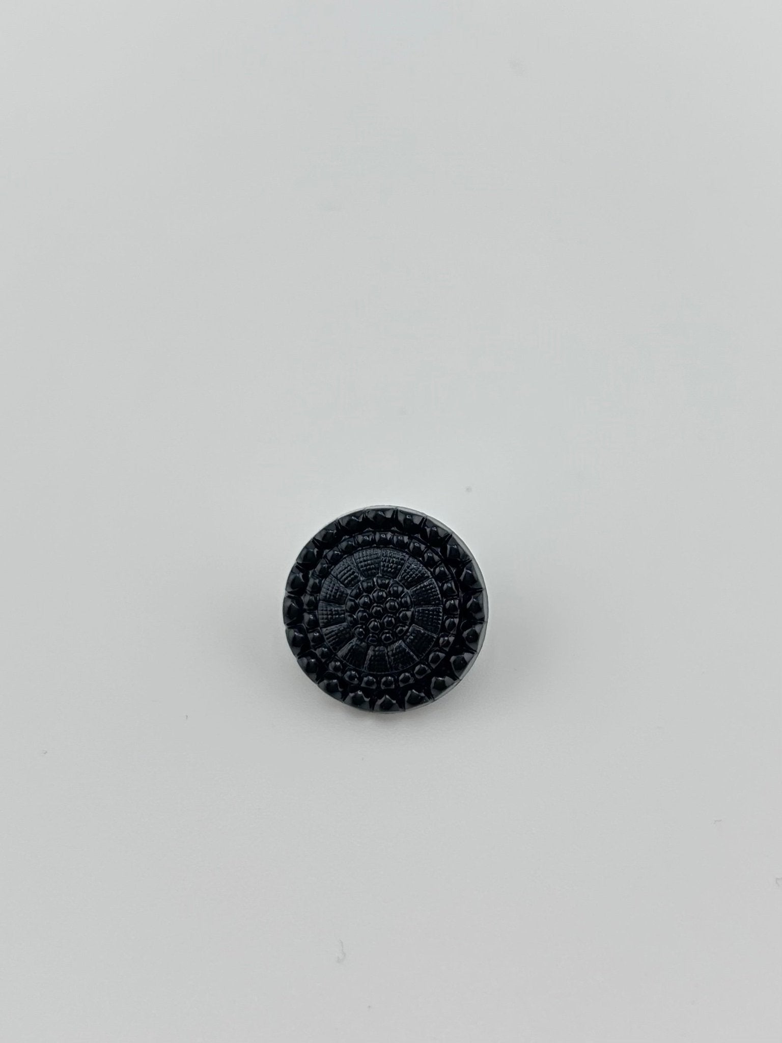 Round Plastic Shank Button, Black - Galedi Pins