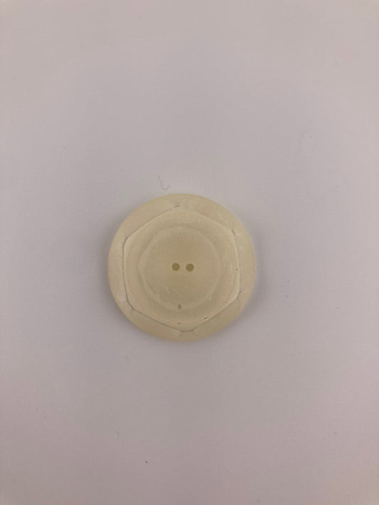 Cream Button, 2 - holes 31mm