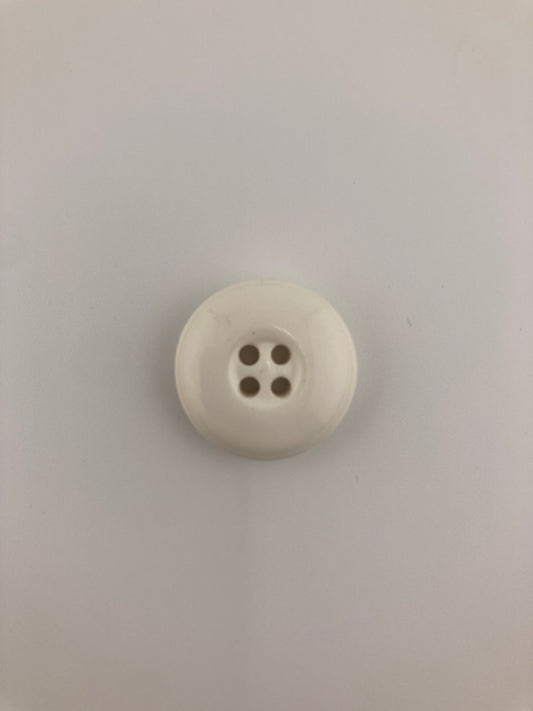 Off-white Button, 4-holes, 24mm