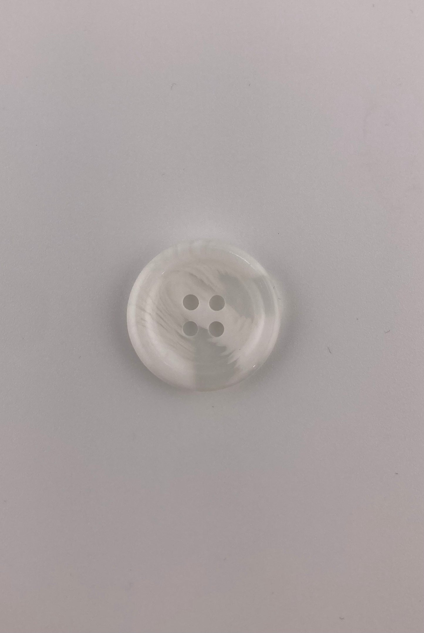 White/Transparent Button, 23mm, 4-holes