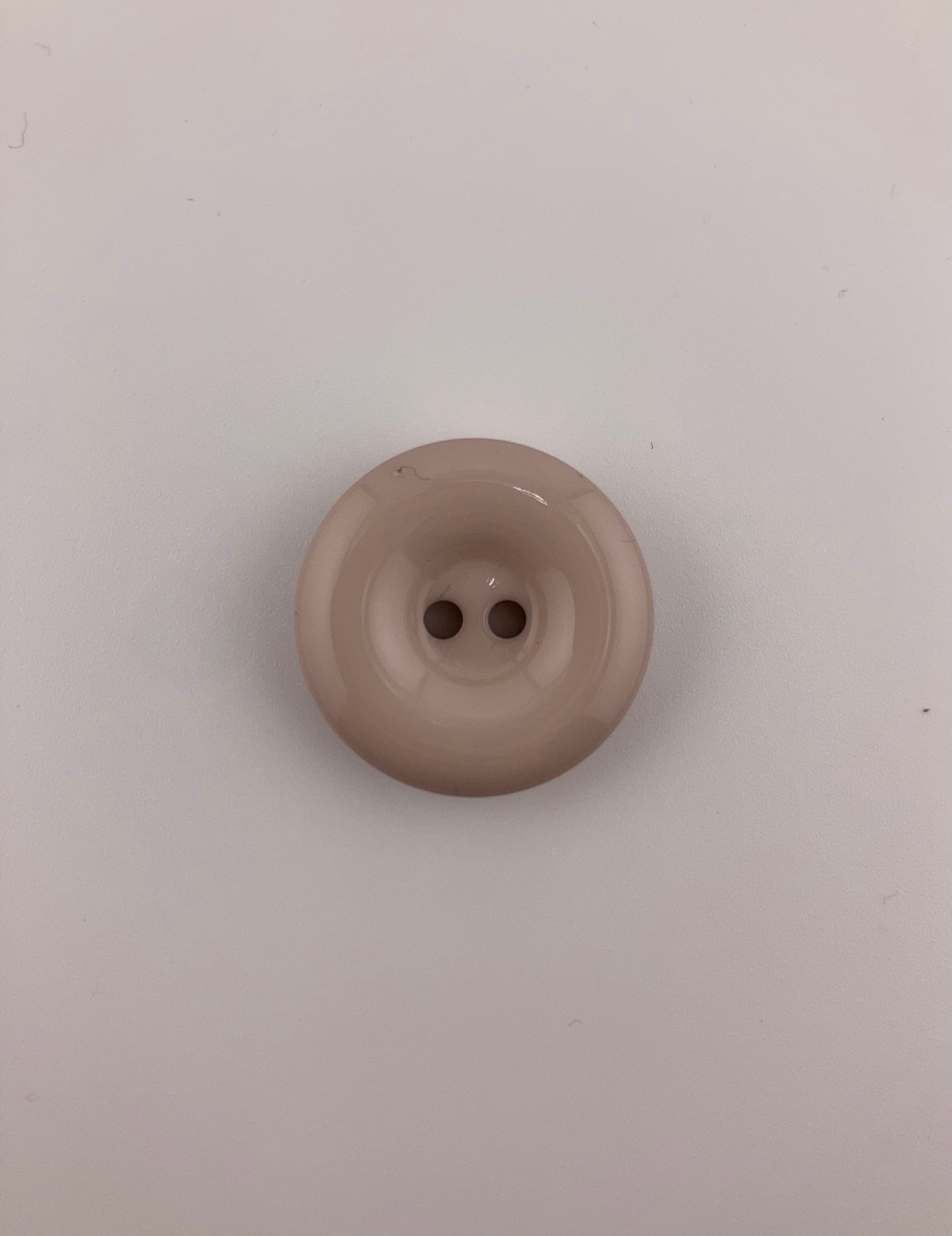 Pink Beige Button, 28mm, 2-holes