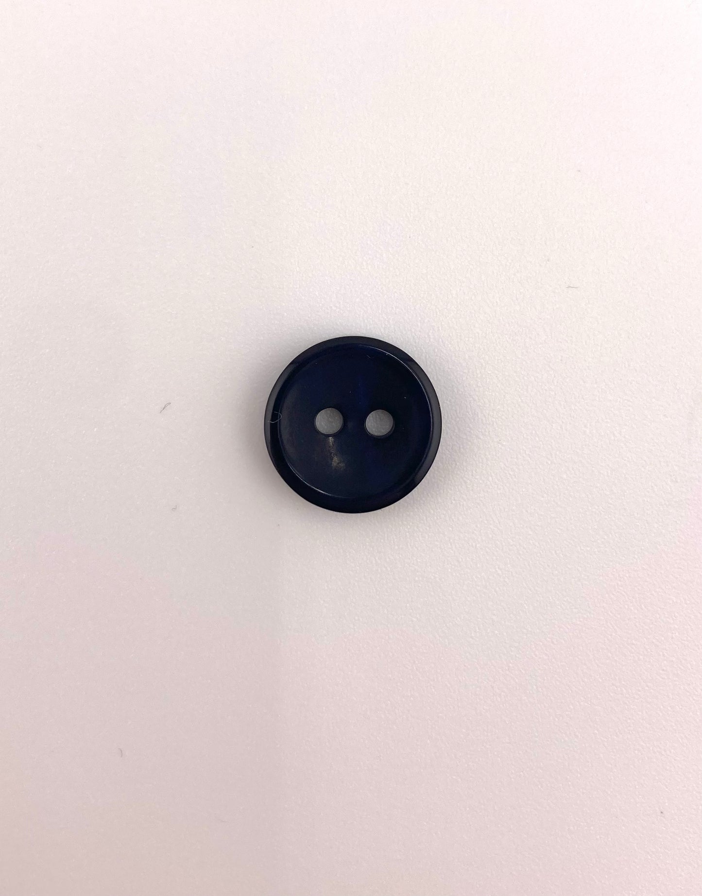 Black Button, 14mm, 2-holes