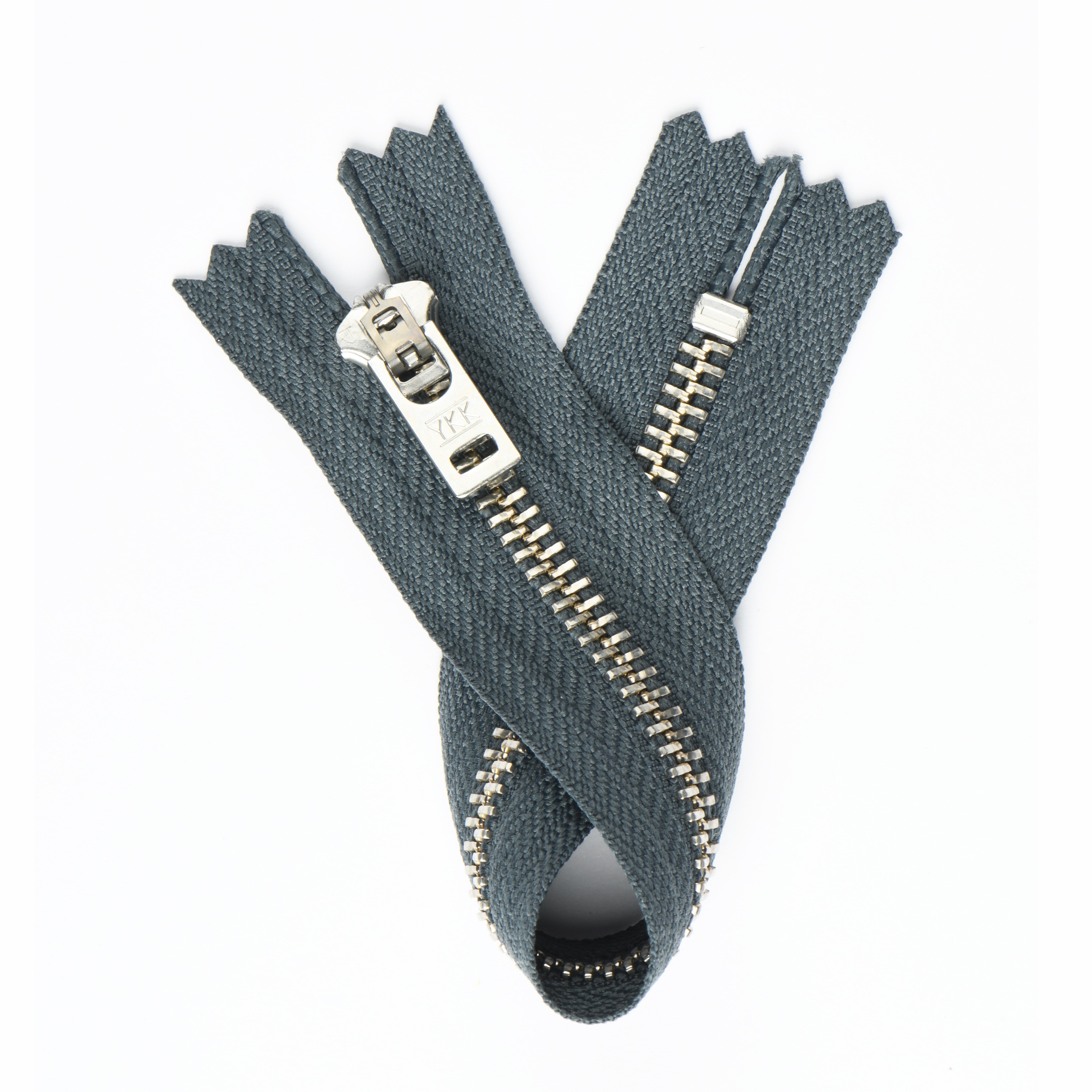 YKK Silver Metal C5 Closed End Zip – 18cm Length