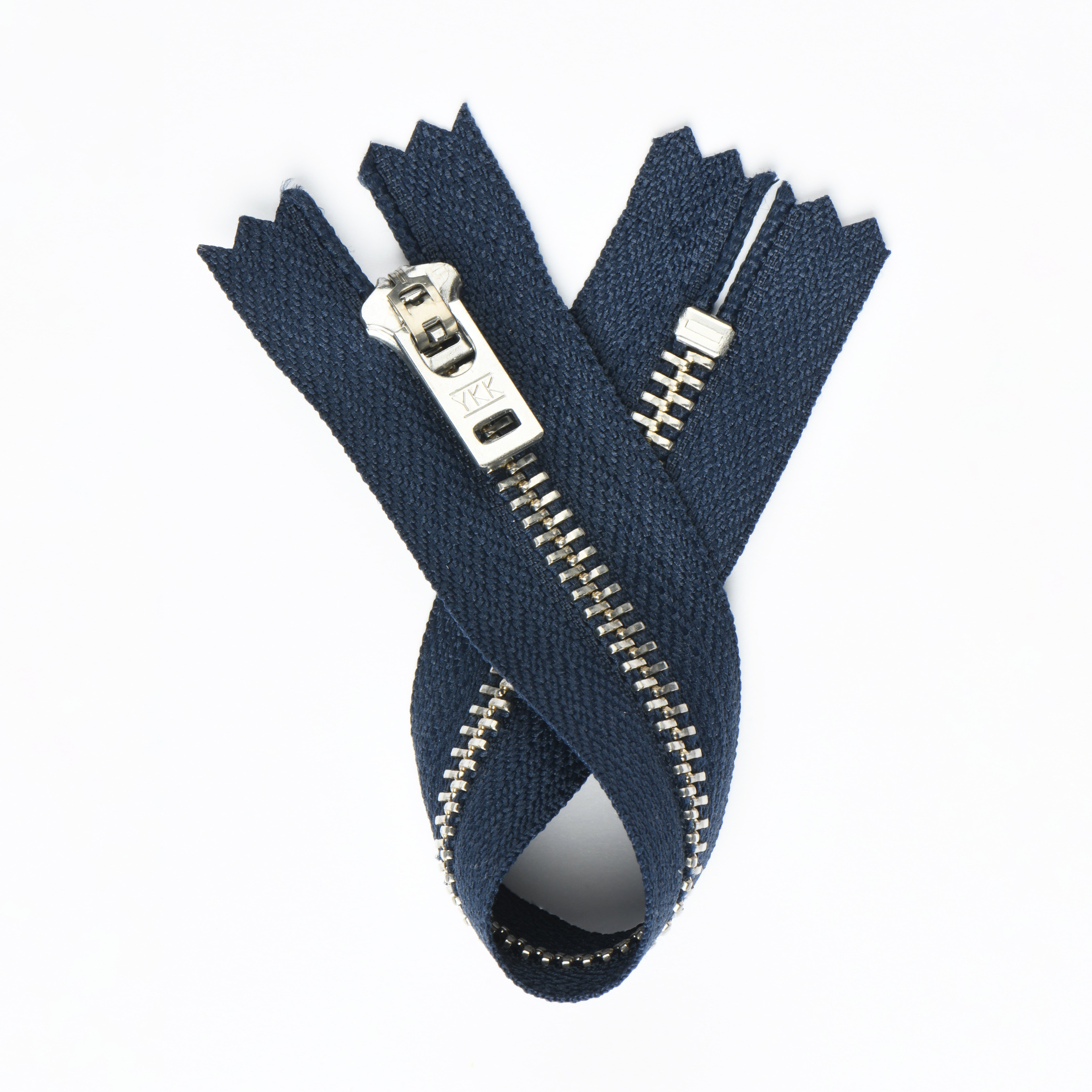 YKK Silver Metal C5 Closed End Zip – 18cm Length