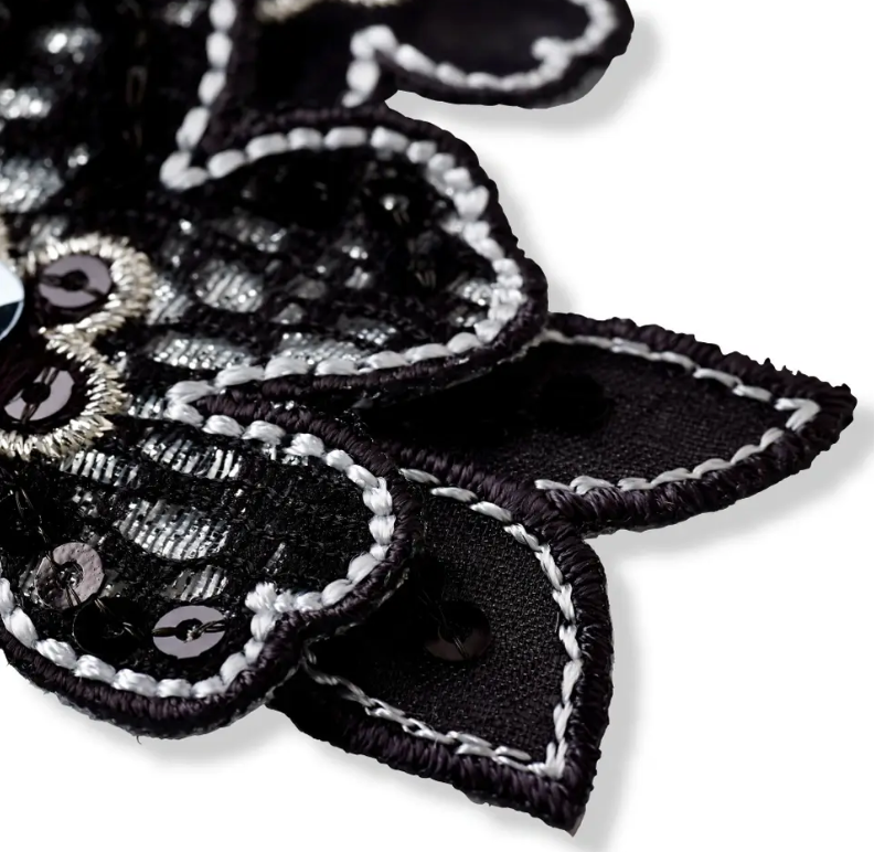 Applique flower tendril black