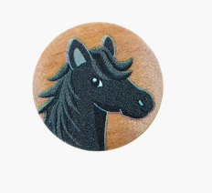 Wood button 2-holes, Horse, 15mm